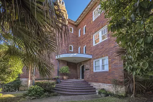 6/24a Shellcove Road, Neutral Bay Sold by Aurora Property