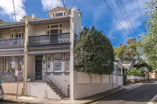 1 Queens Avenue, McMahons Point Sold by Aurora Property