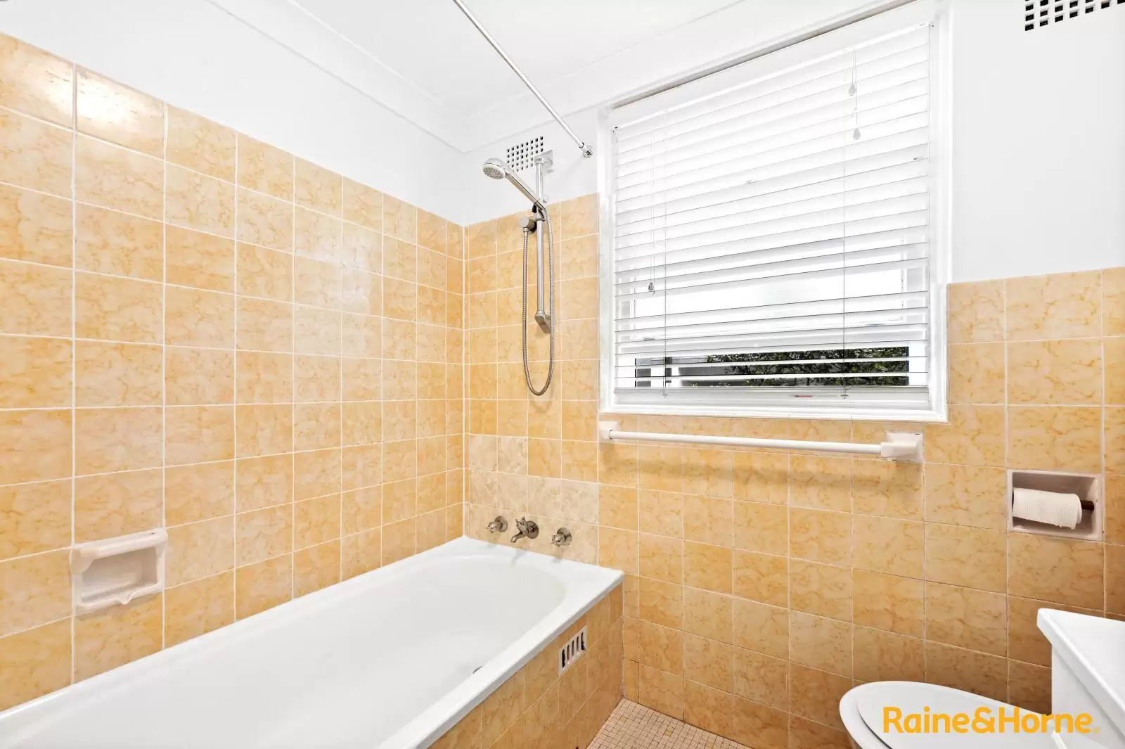 2/23 Warringah Road, Mosman Sold by Aurora Property - image 5