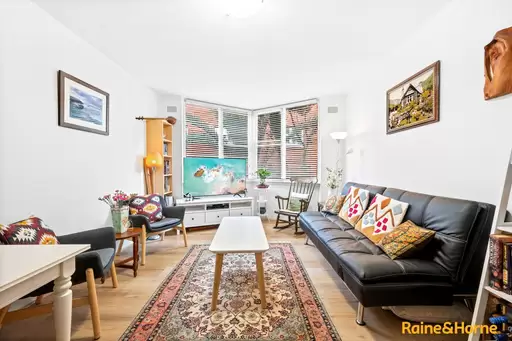 2/23 Warringah Road, Mosman Sold by Aurora Property