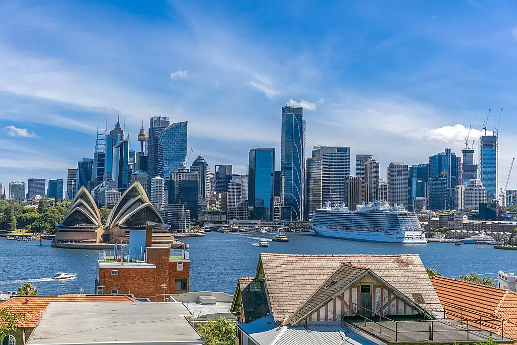 13/5-7 Peel Street, Kirribilli Sold by Aurora Property - image 2