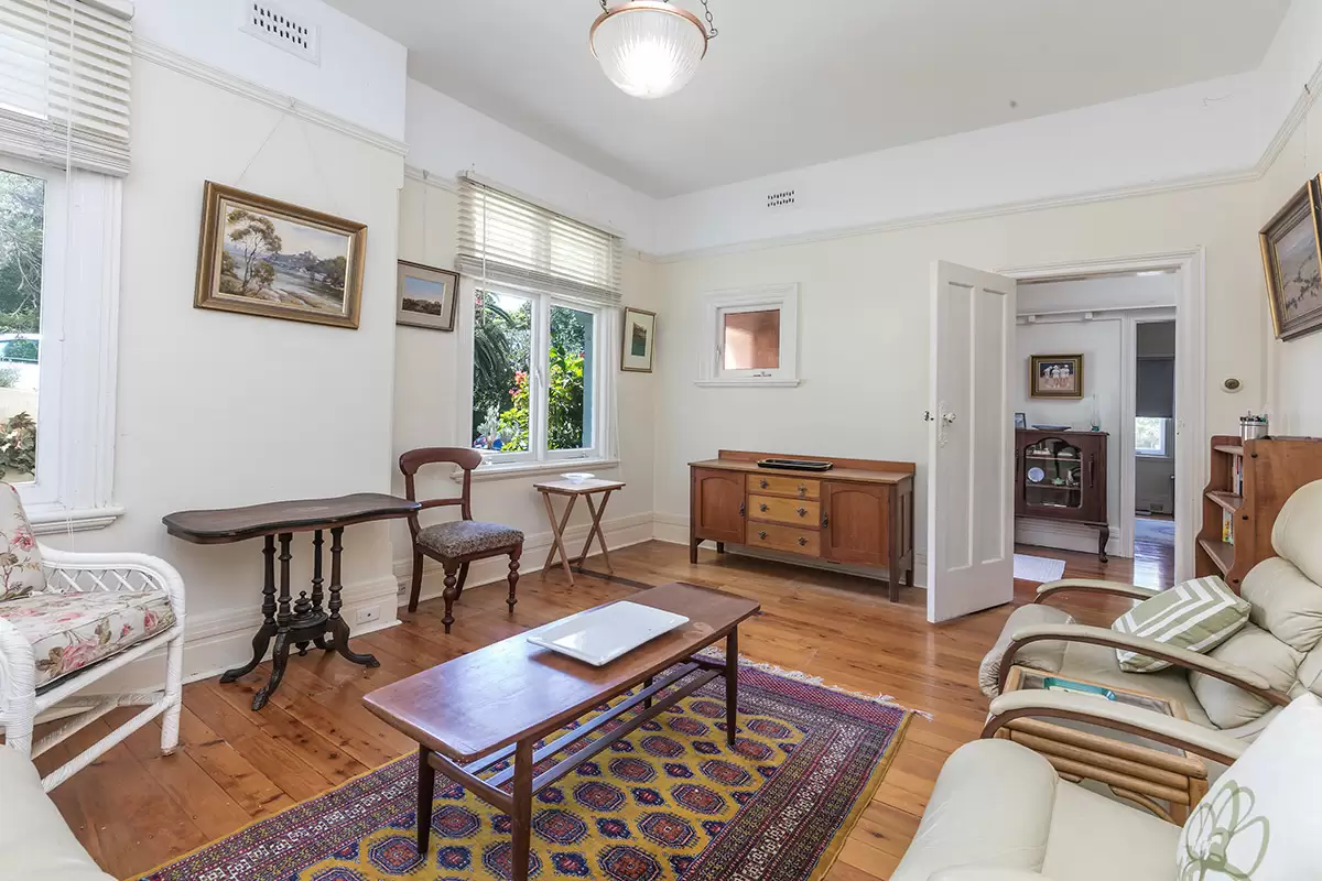 5 Hodgson Avenue, Cremorne Point Sold by Aurora Property - image 3