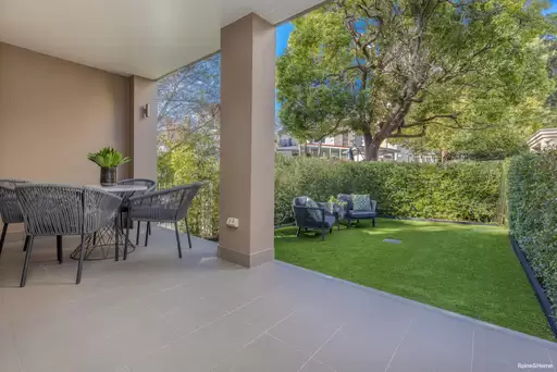 2/1 Robertson Lane, Kirribilli Sold by Aurora Property
