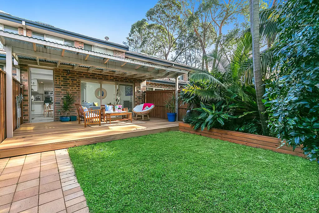 3/237 Macpherson Street, Warriewood Sold by Aurora Property - image 3