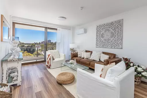 23/20 Moodie Street, Cammeray Sold by Aurora Property