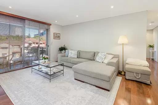 5/27A Eaton Street, Neutral Bay Sold by Aurora Property