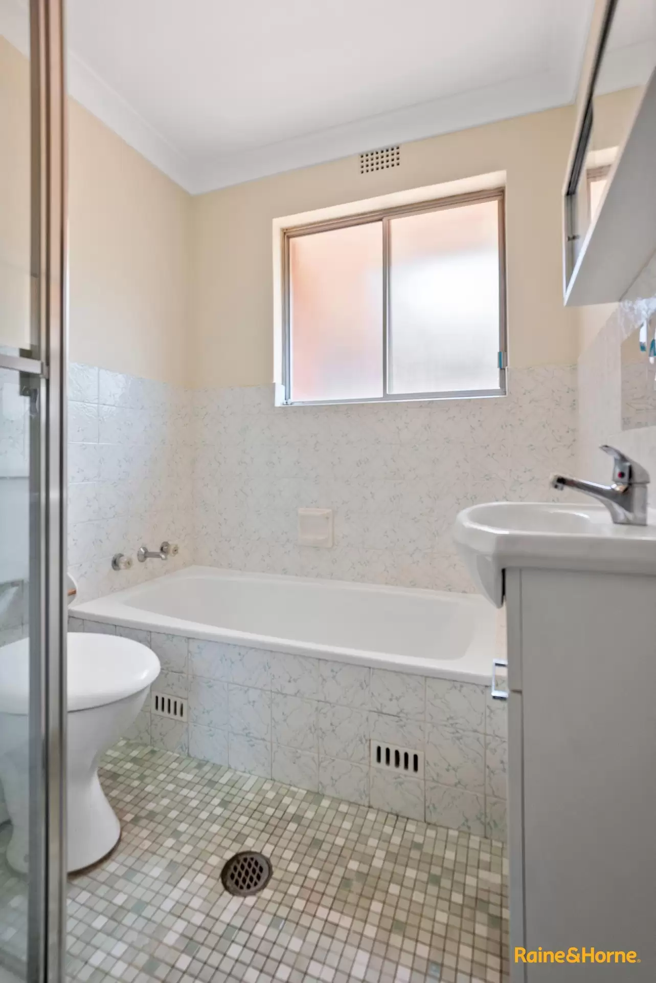 5/32 Cleland Road, Artarmon Sold by Aurora Property - image 1