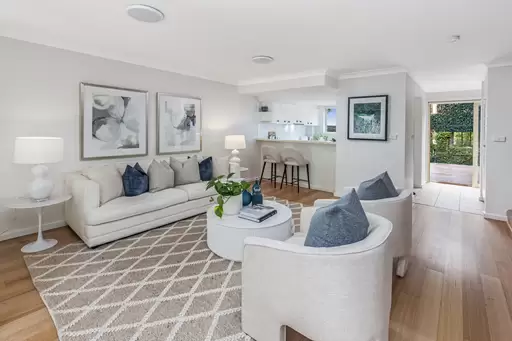 13/102-108 Lawrence Street, Freshwater Sold by Aurora Property