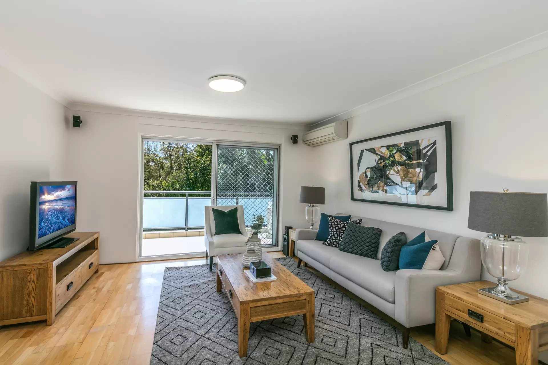 16/106 Young Street, Cremorne Sold by Aurora Property - image 2