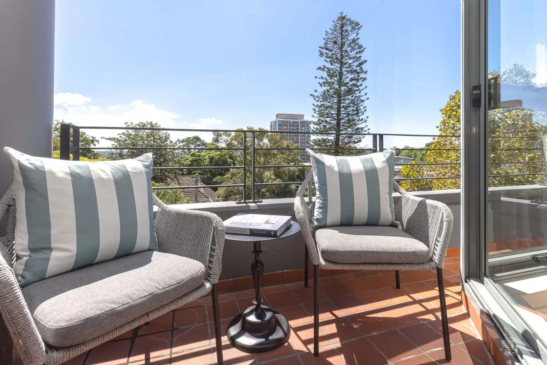 202/2 Macpherson Street, Cremorne Sold by Aurora Property - image 4