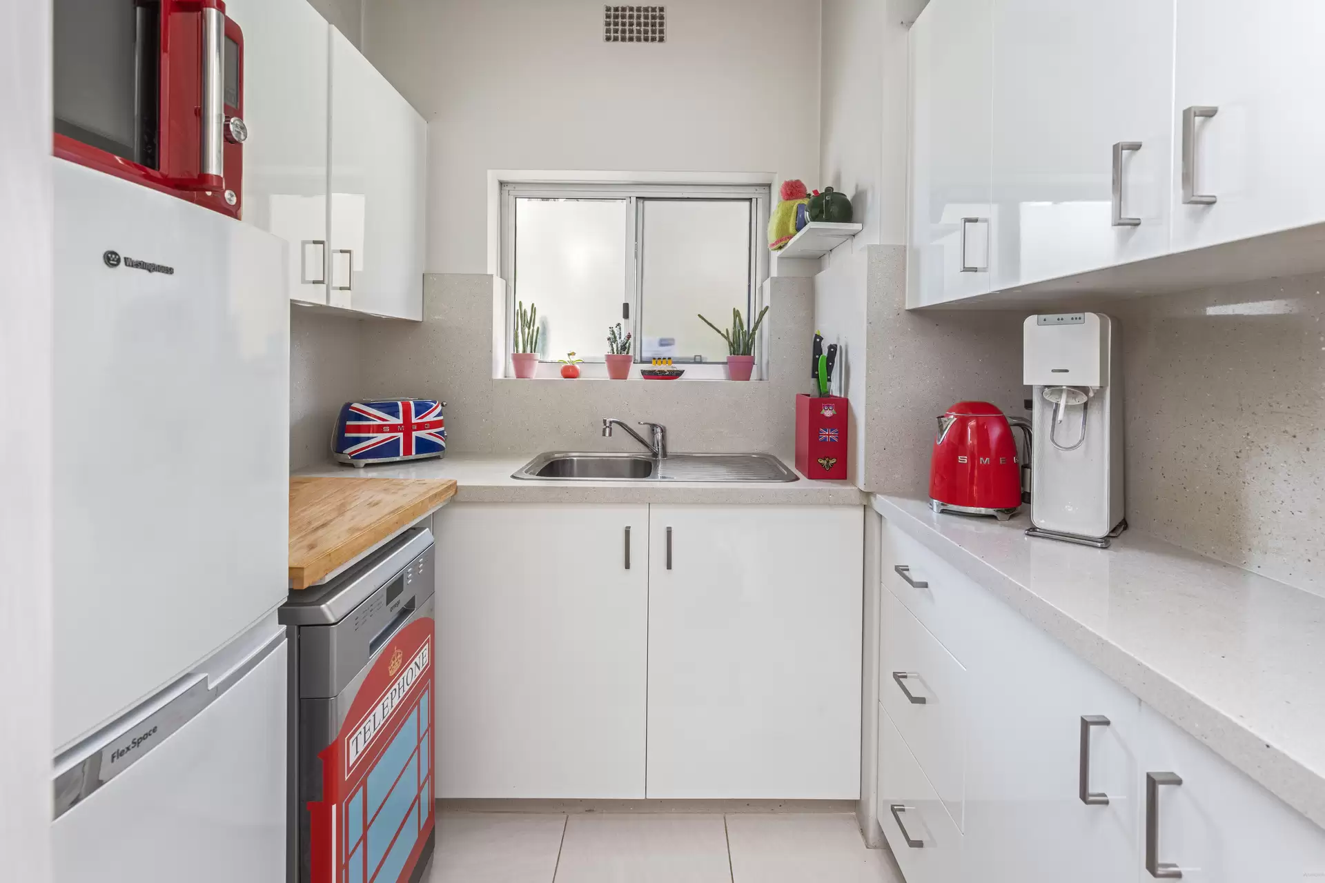 2/12A Esther Road, Mosman Sold by Aurora Property - image 4