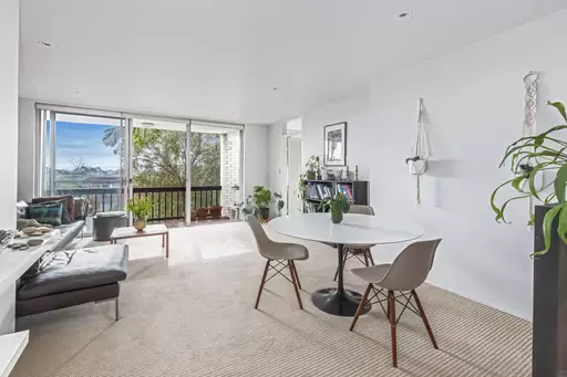 4/57-59 Grasmere Road, Cremorne Sold by Aurora Property