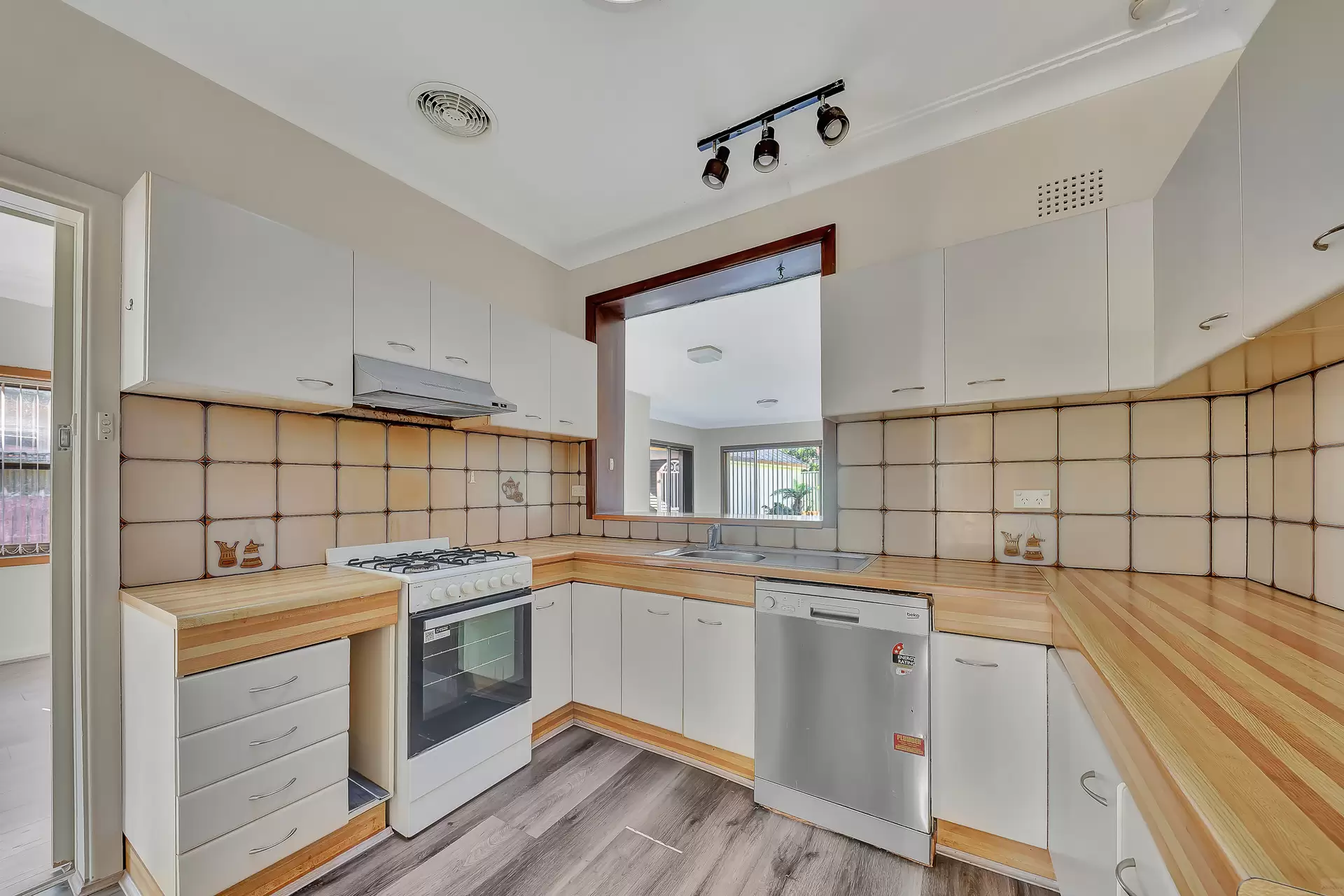 136 Darvall Road, West Ryde Leased by Aurora Property - image 2