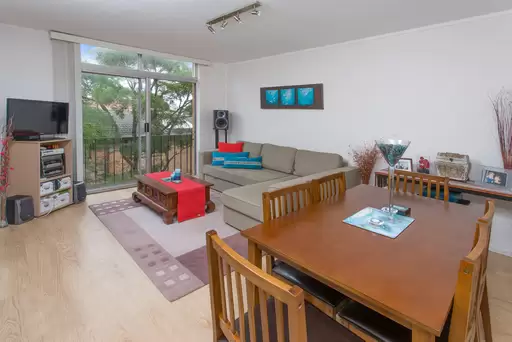 6/82 Undercliff Street, Neutral Bay Leased by Aurora Property