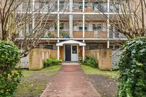 4/41 Bridge Street, Epping Sold by Aurora Property