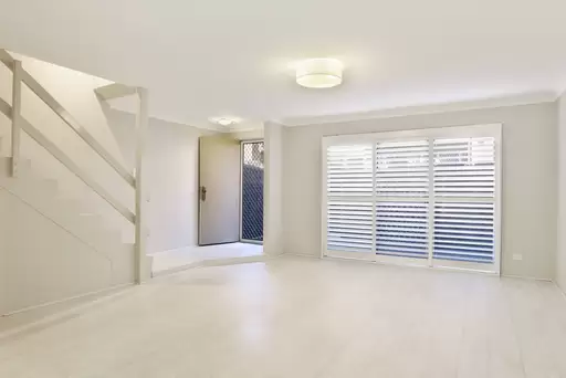 3/27 Merlin Street, Neutral Bay Leased by Aurora Property