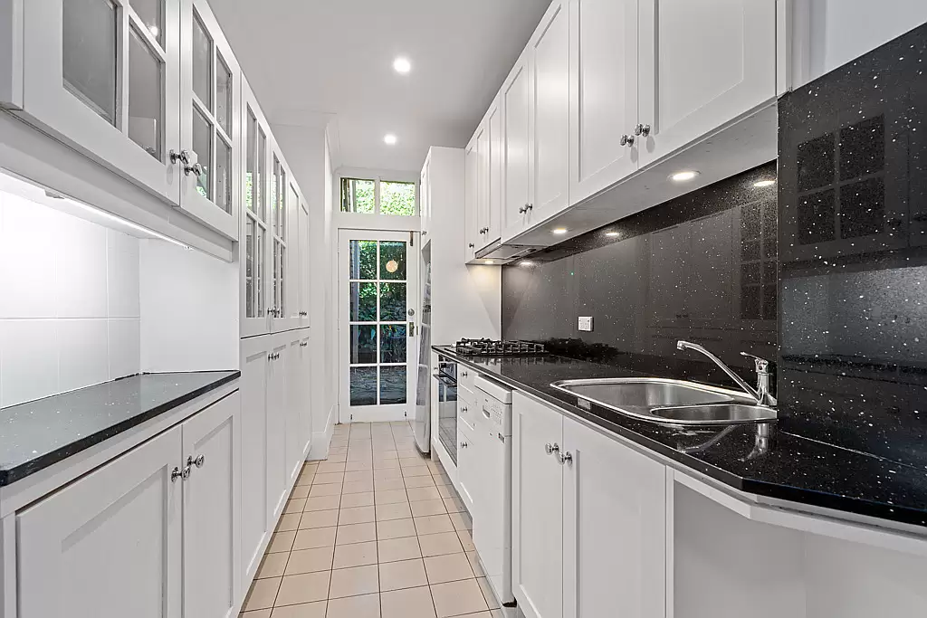 2/11A Musgrave Street, Mosman Leased by Aurora Property - image 3