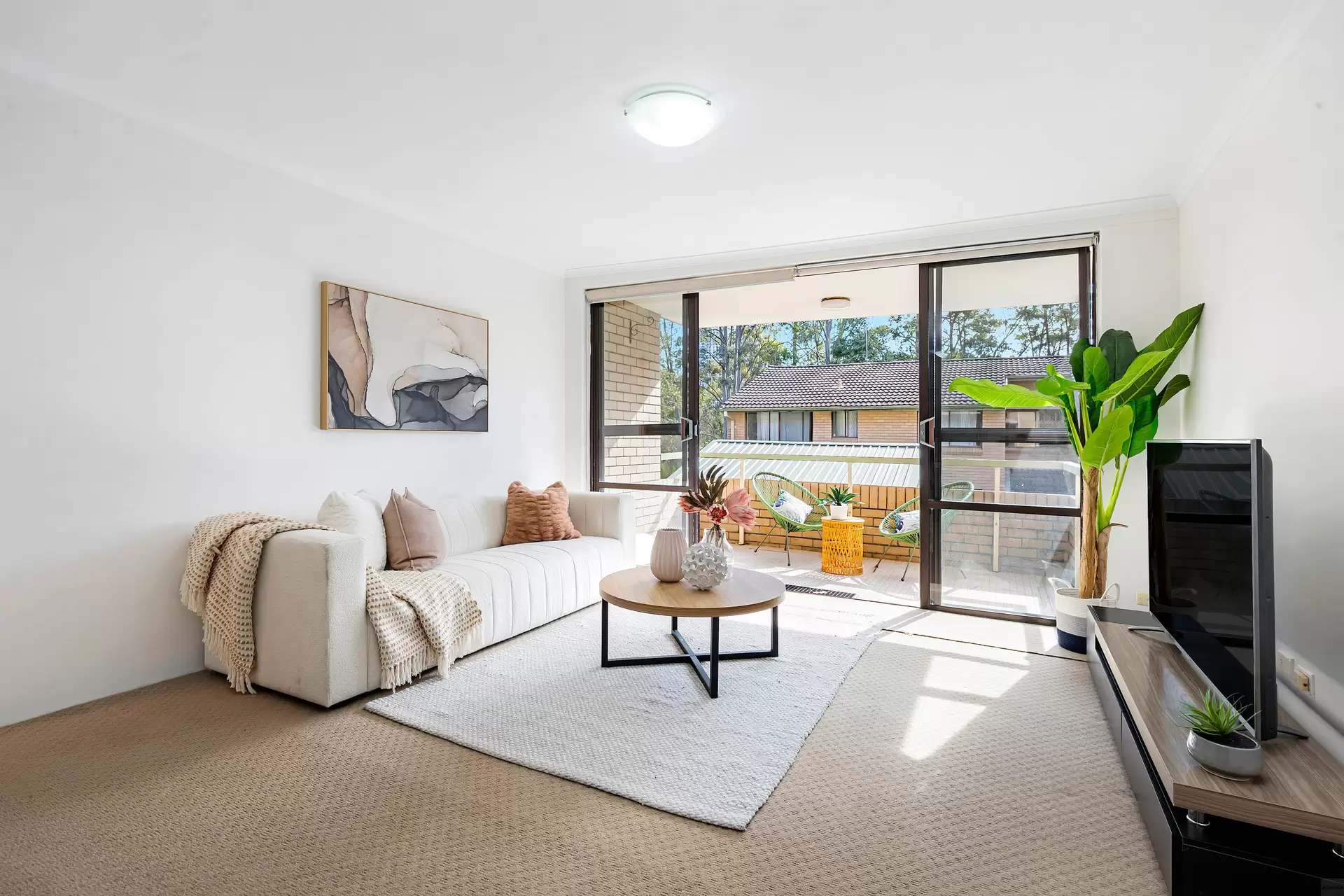 13/2 Carlisle Close, Macquarie Park Sold by Aurora Property - image 1