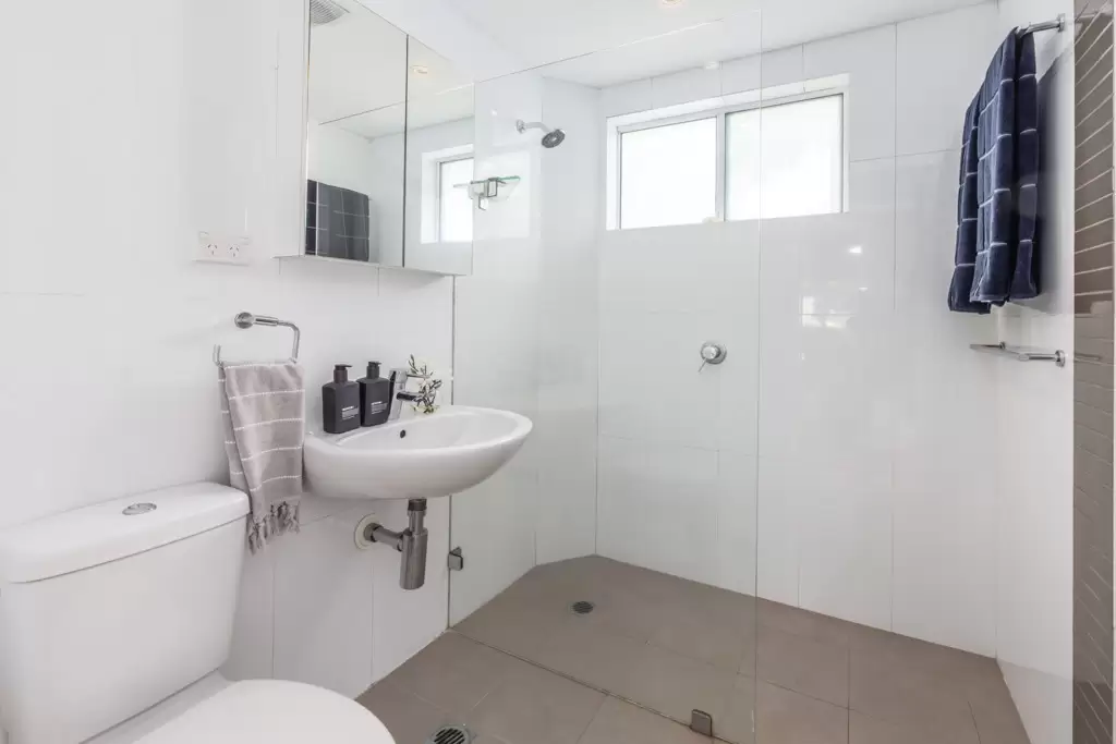 2/1 Robertson Lane, Kirribilli Leased by Aurora Property - image 9