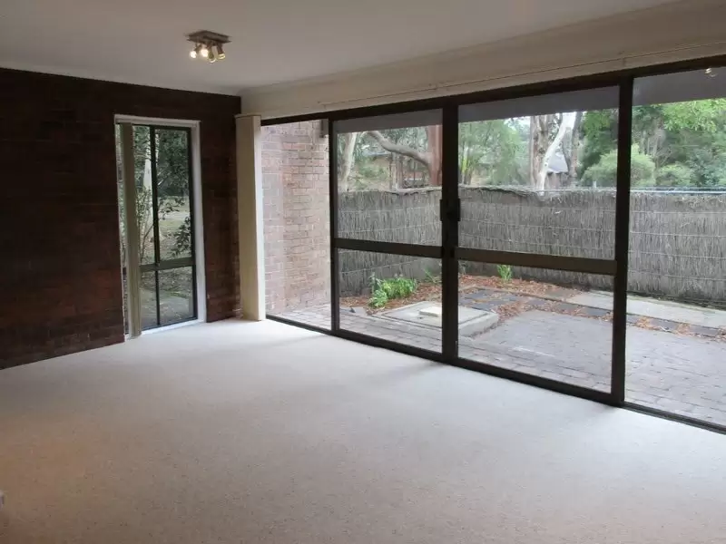 11/2 Trafalgar Place, Marsfield Leased by Aurora Property - image 2