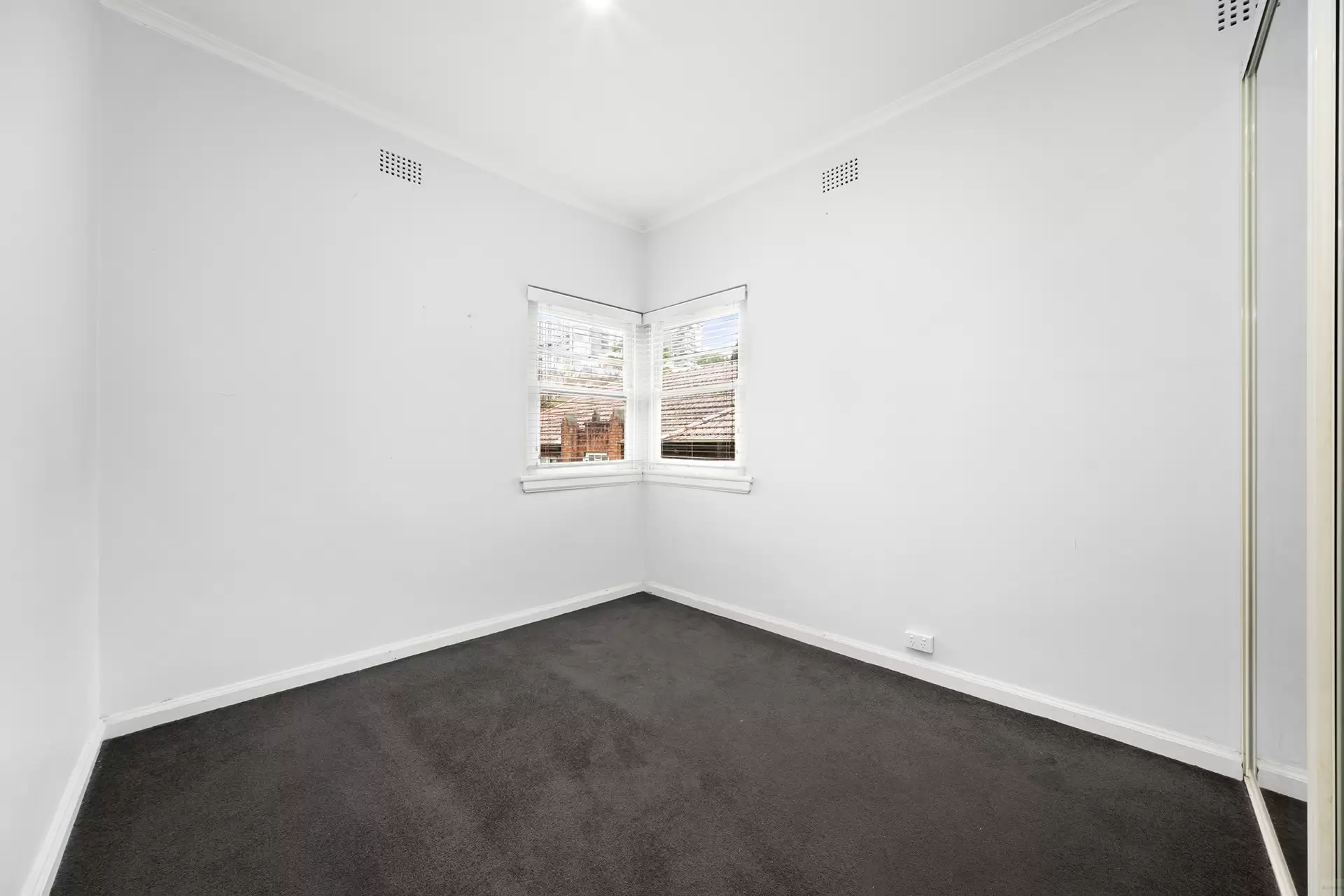 6/14 McDougall Street, Kirribilli Leased by Aurora Property - image 5