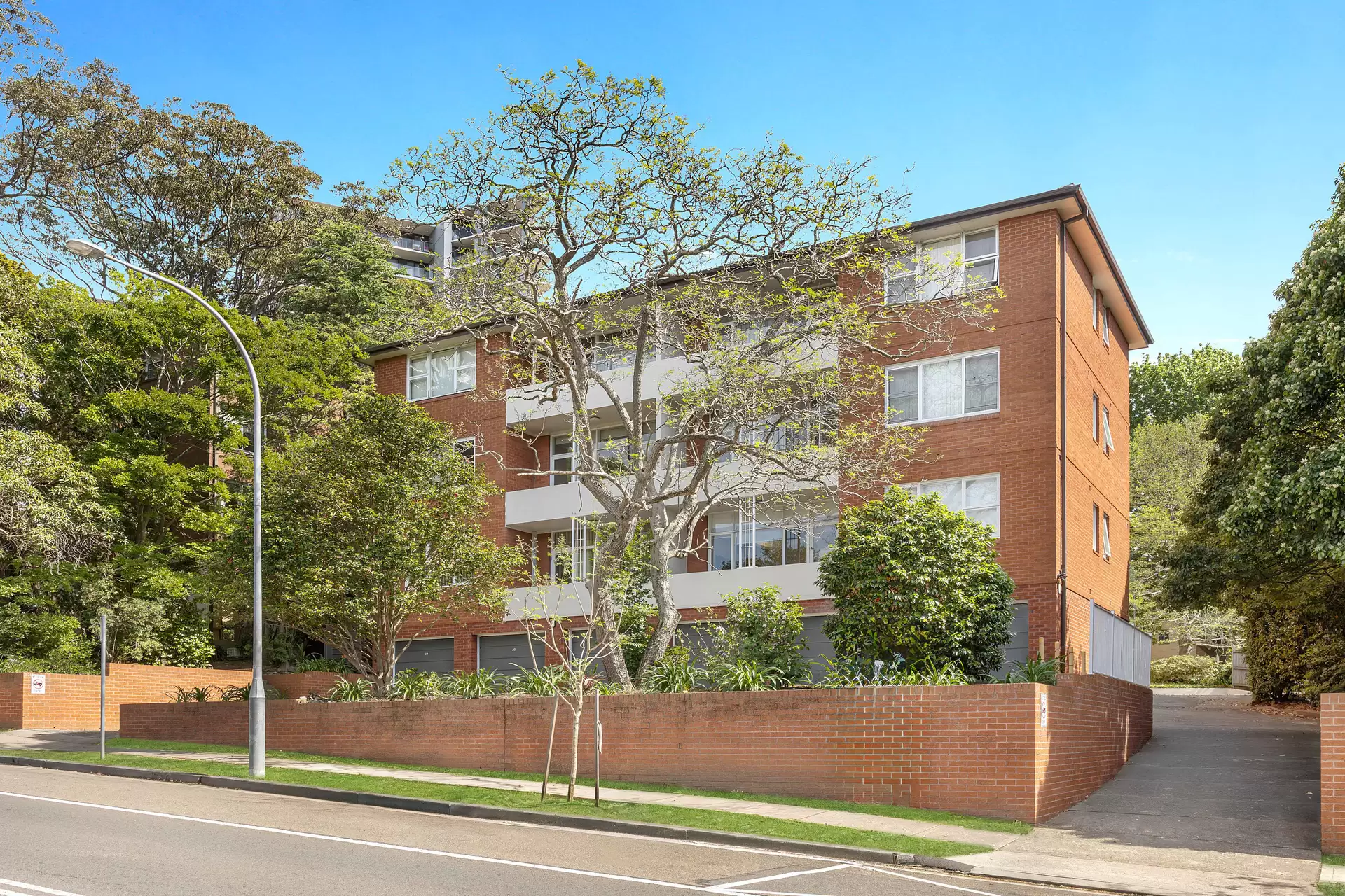 4/11 Pembroke Street, Epping Sold by Aurora Property - image 2
