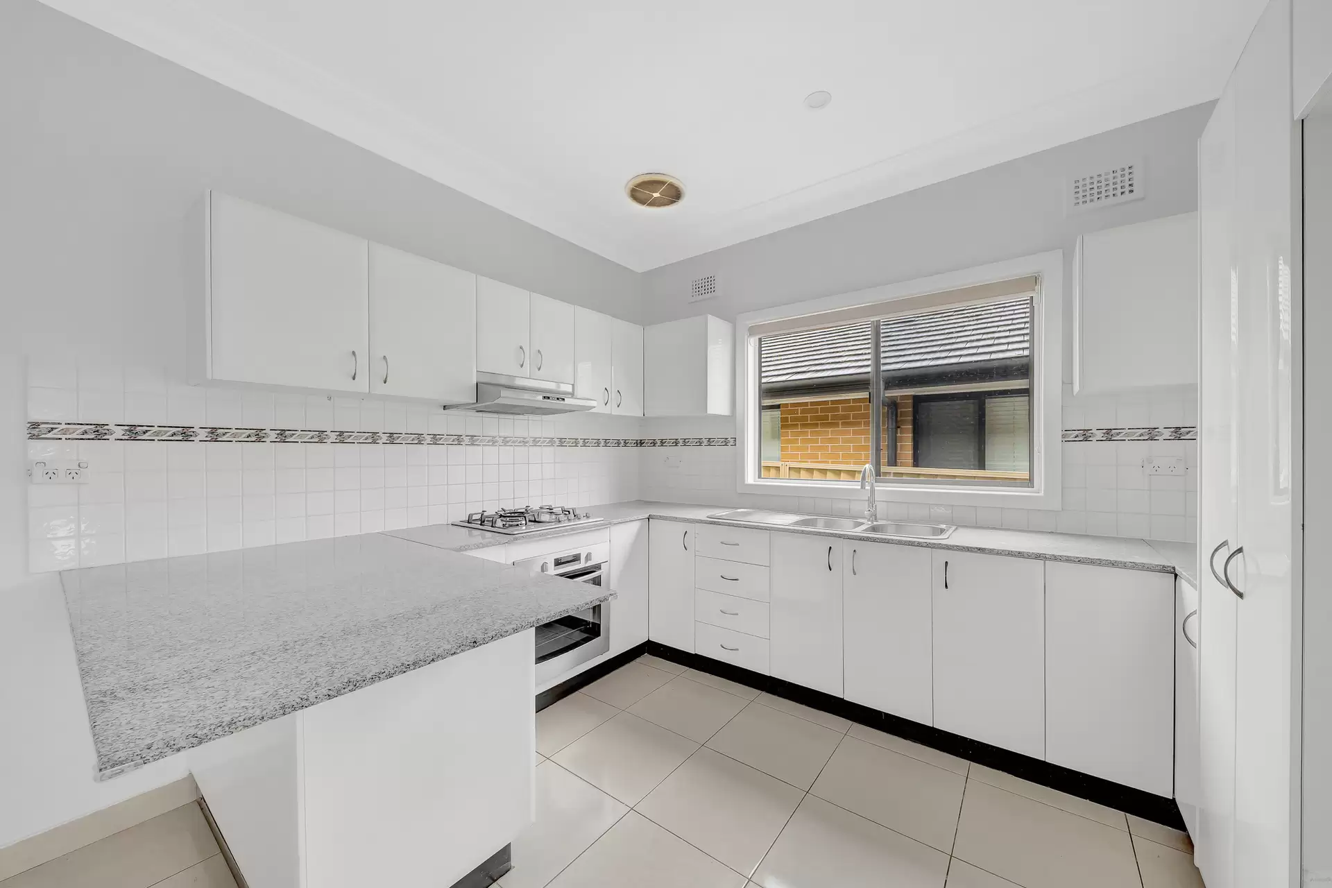 16 May Street, Merrylands Leased by Aurora Property - image 2