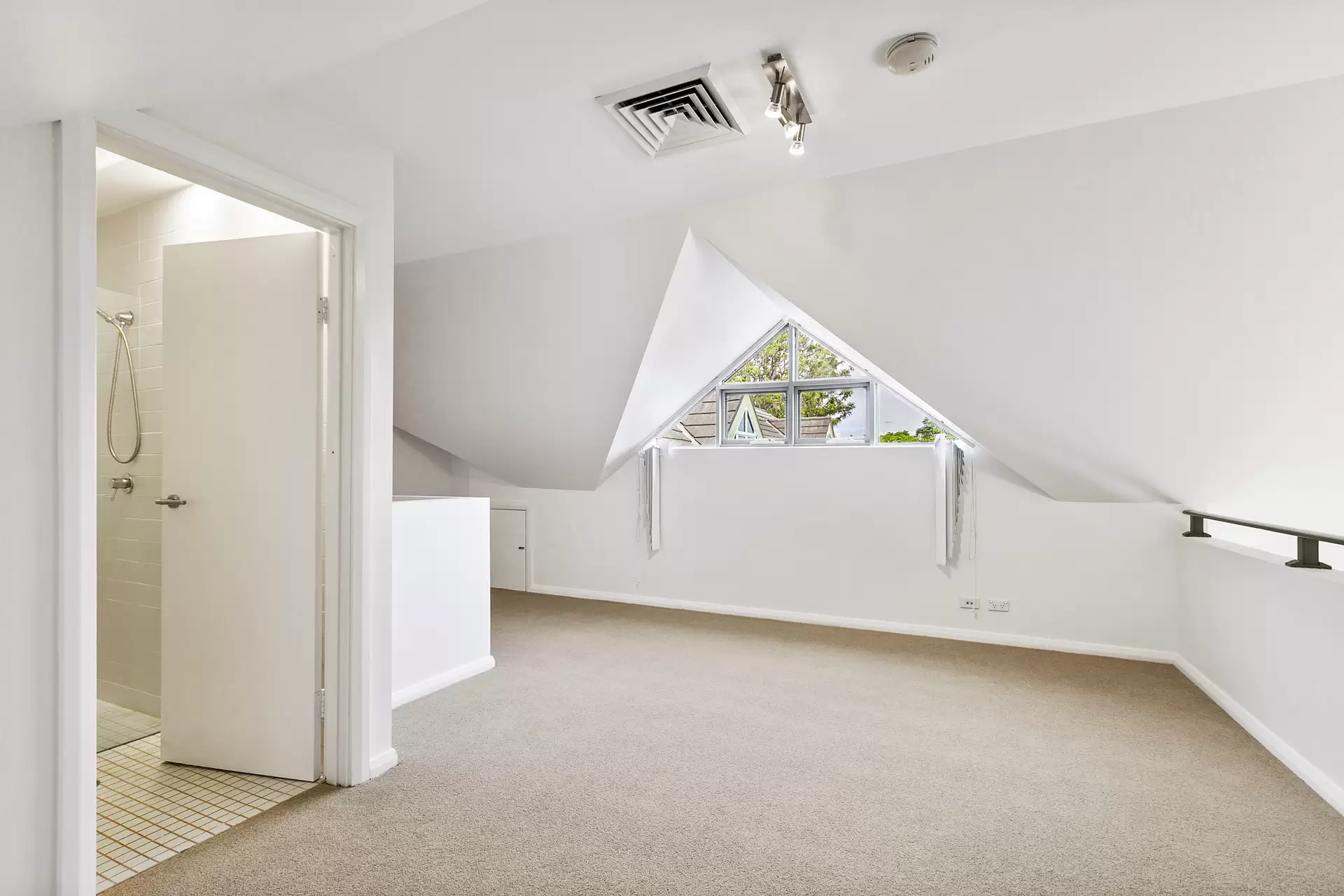 12/80 Murdoch Street, Cremorne Leased by Aurora Property - image 3