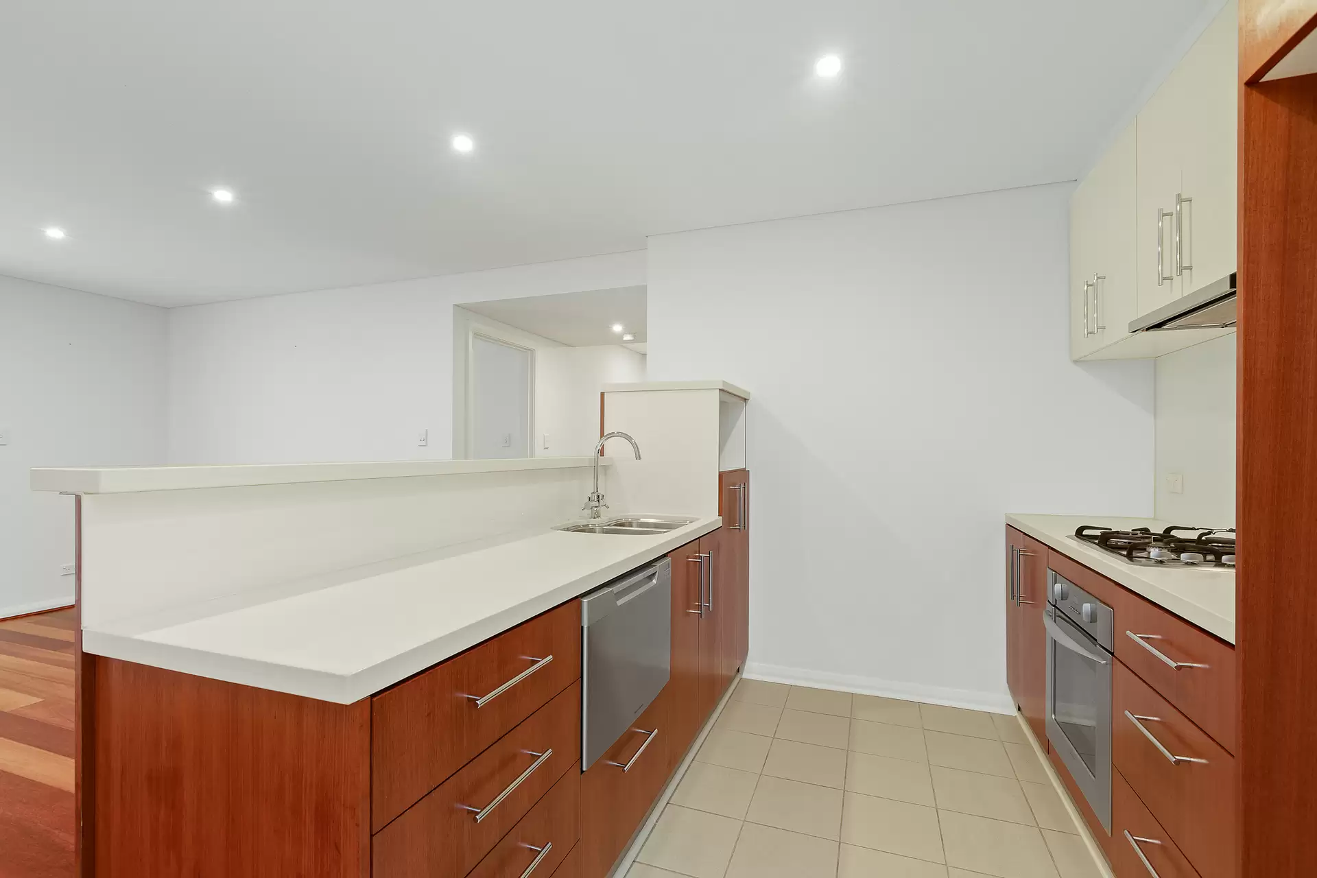 10/38-40 Sinclair Street, Wollstonecraft Leased by Aurora Property - image 3