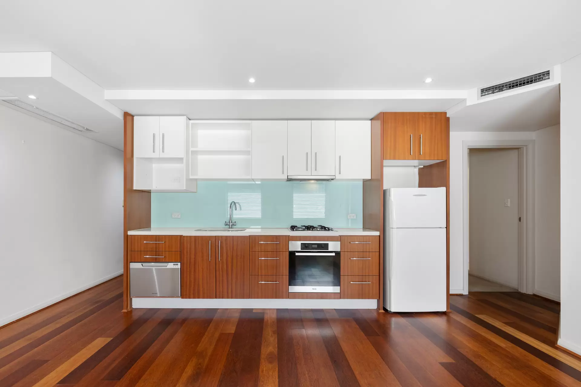 17/38-40 Sinclair Street, Wollstonecraft Leased by Aurora Property - image 2