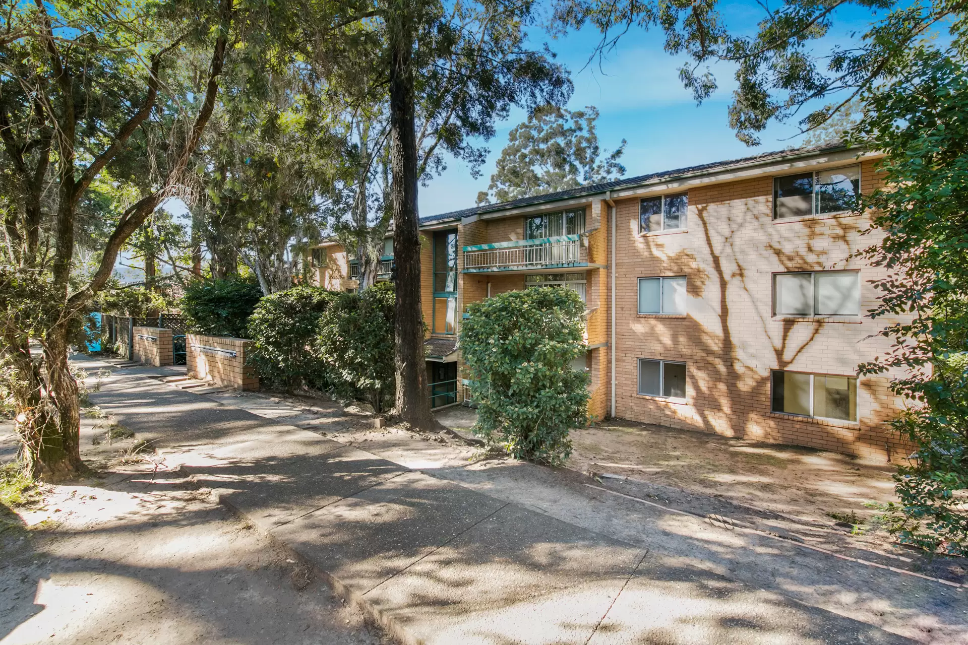 2/14 Edensor Street, Epping Leased by Aurora Property - image 1