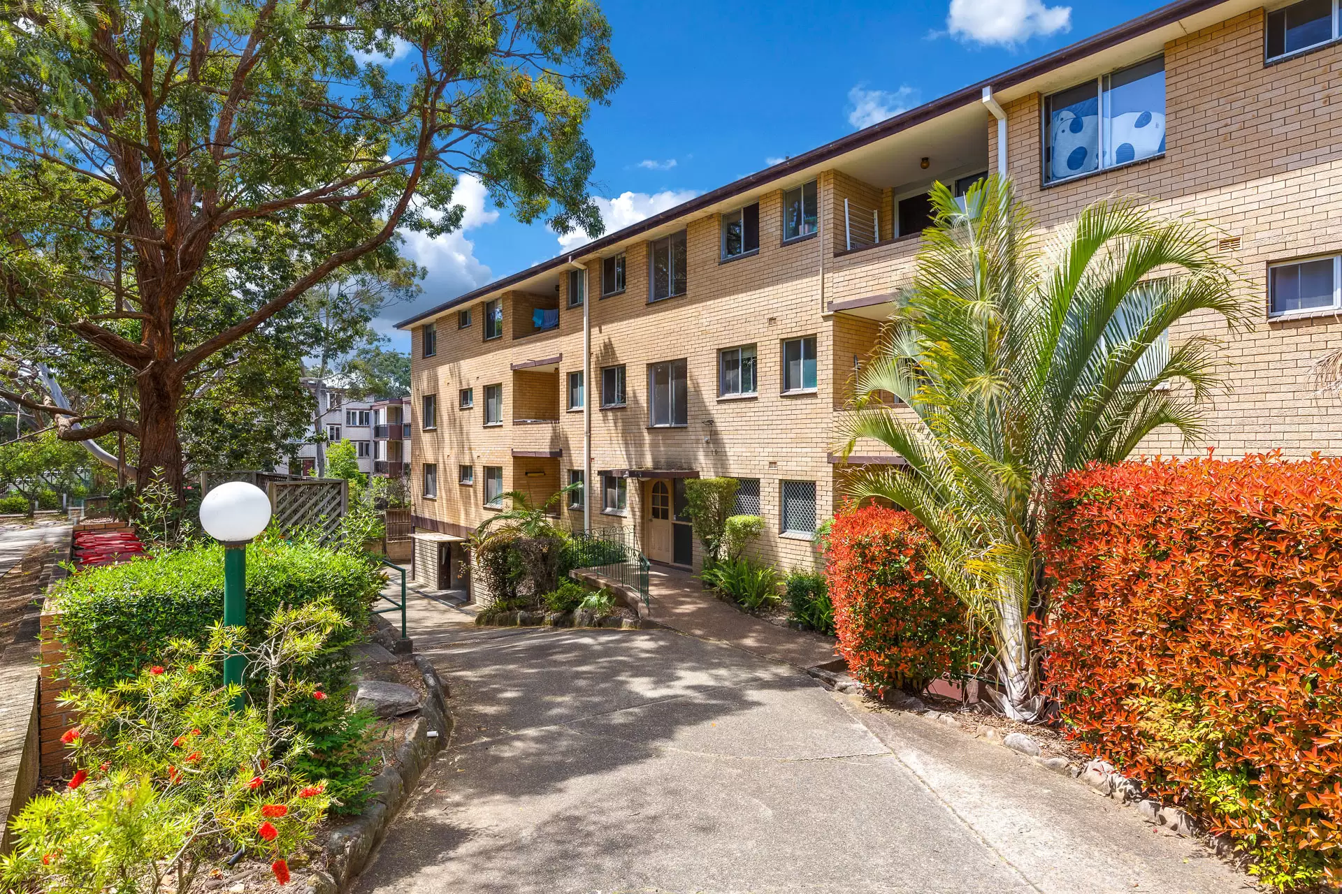 13/10 Lachlan Avenue, Macquarie Park Leased by Aurora Property - image 1