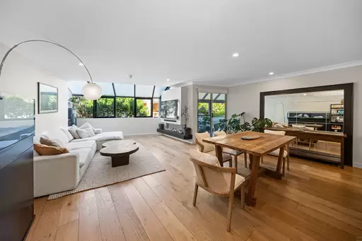 23/81-91 Military Road, Neutral Bay Sold by Aurora Property