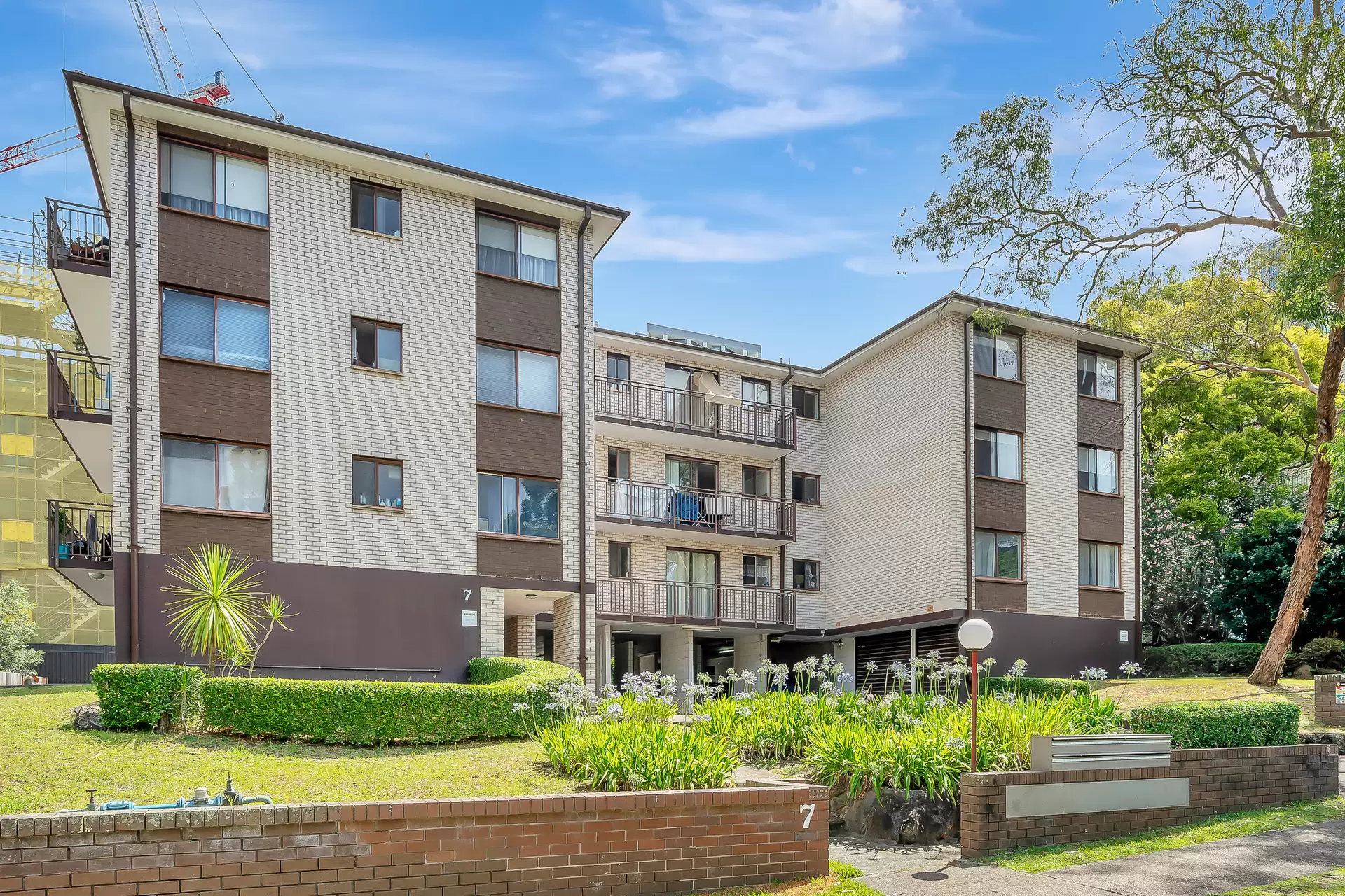 17/7 Peach Tree Road, Macquarie Park Leased by Aurora Property - image 1