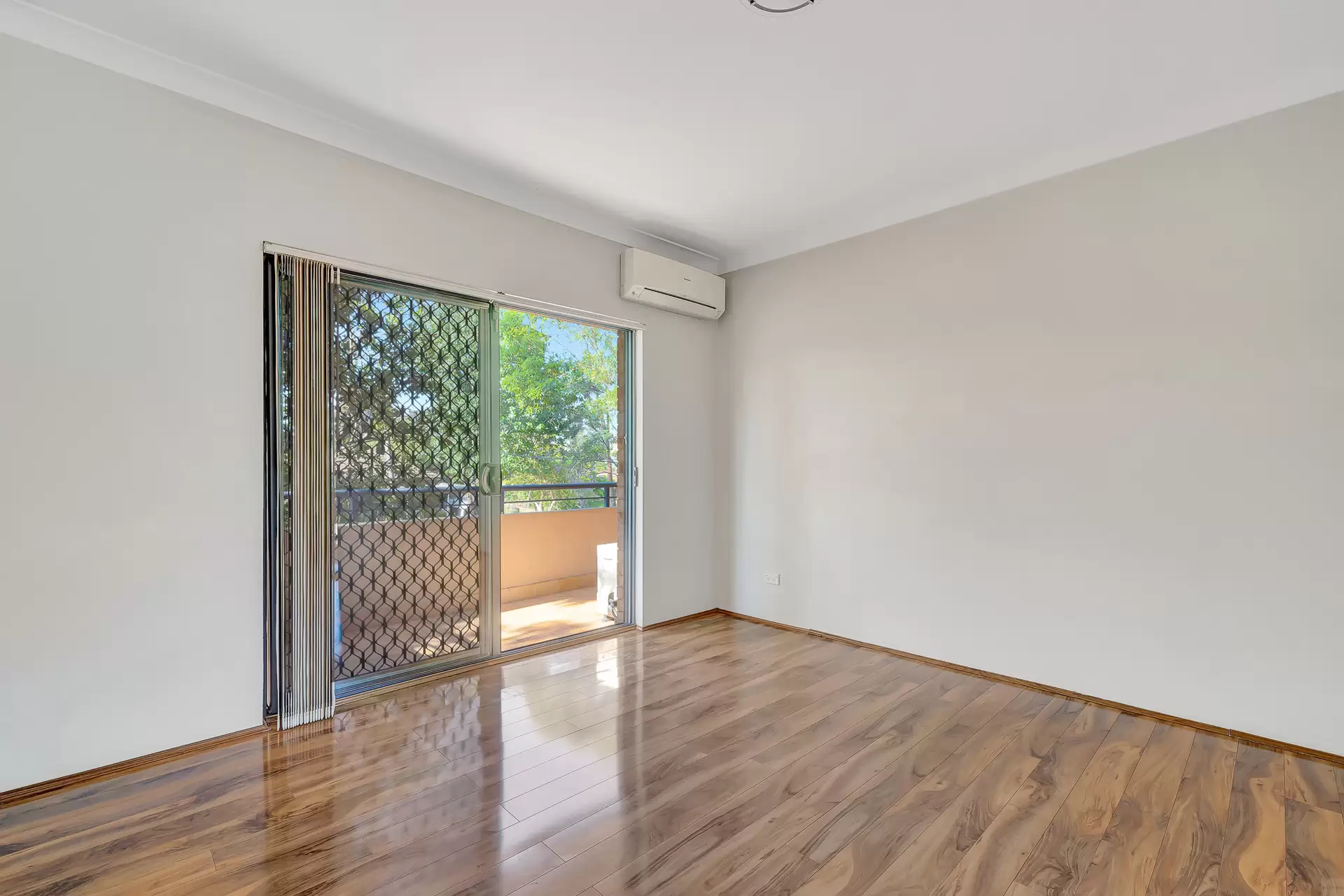 2/2-4 Mia Mia St, Girraween Leased by Aurora Property - image 5