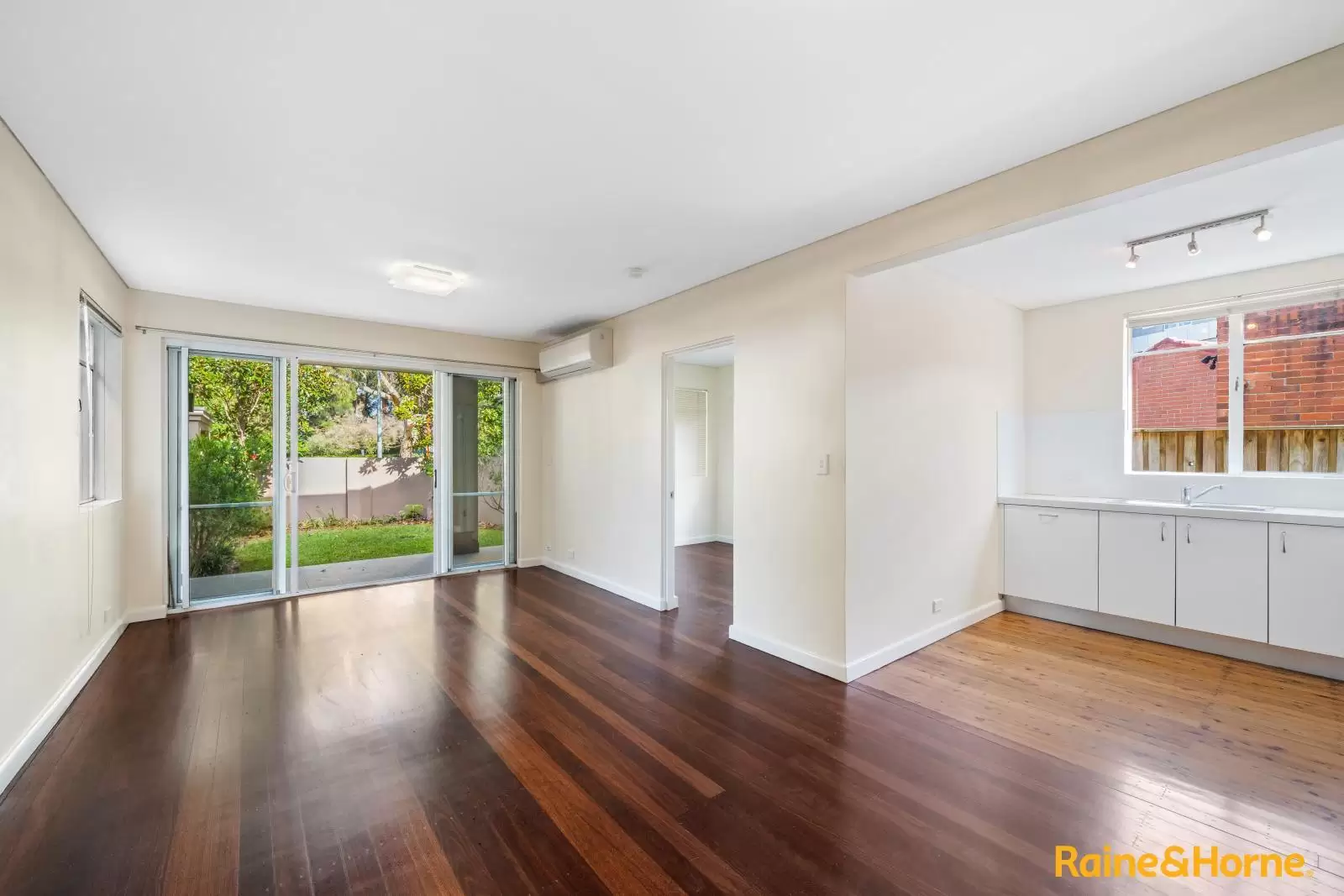 1/1 Robertson Lane, Kirribilli Leased by Aurora Property - image 1