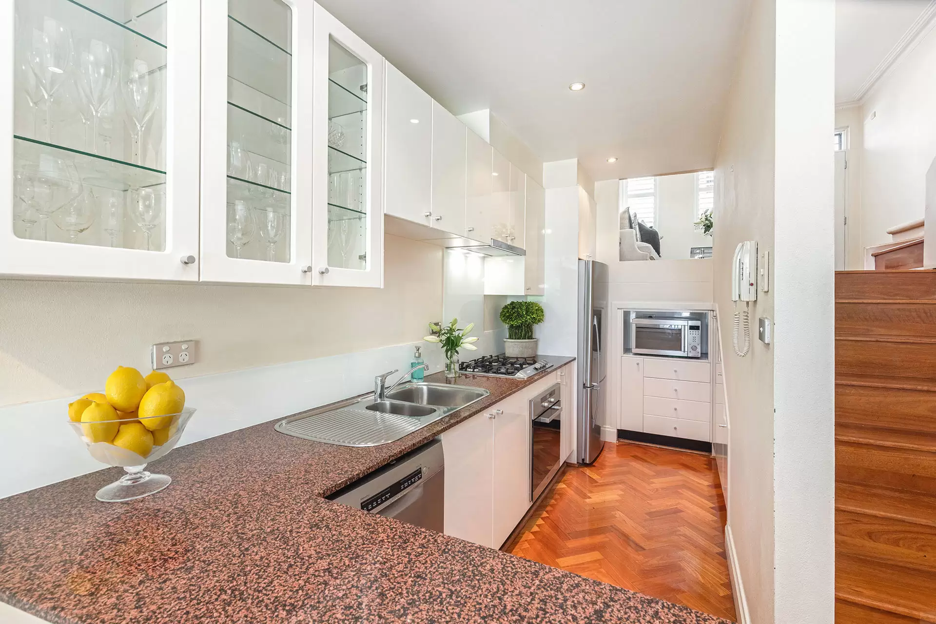 2/52-56 Jeffreys Street, Kirribilli Sold by Aurora Property - image 6