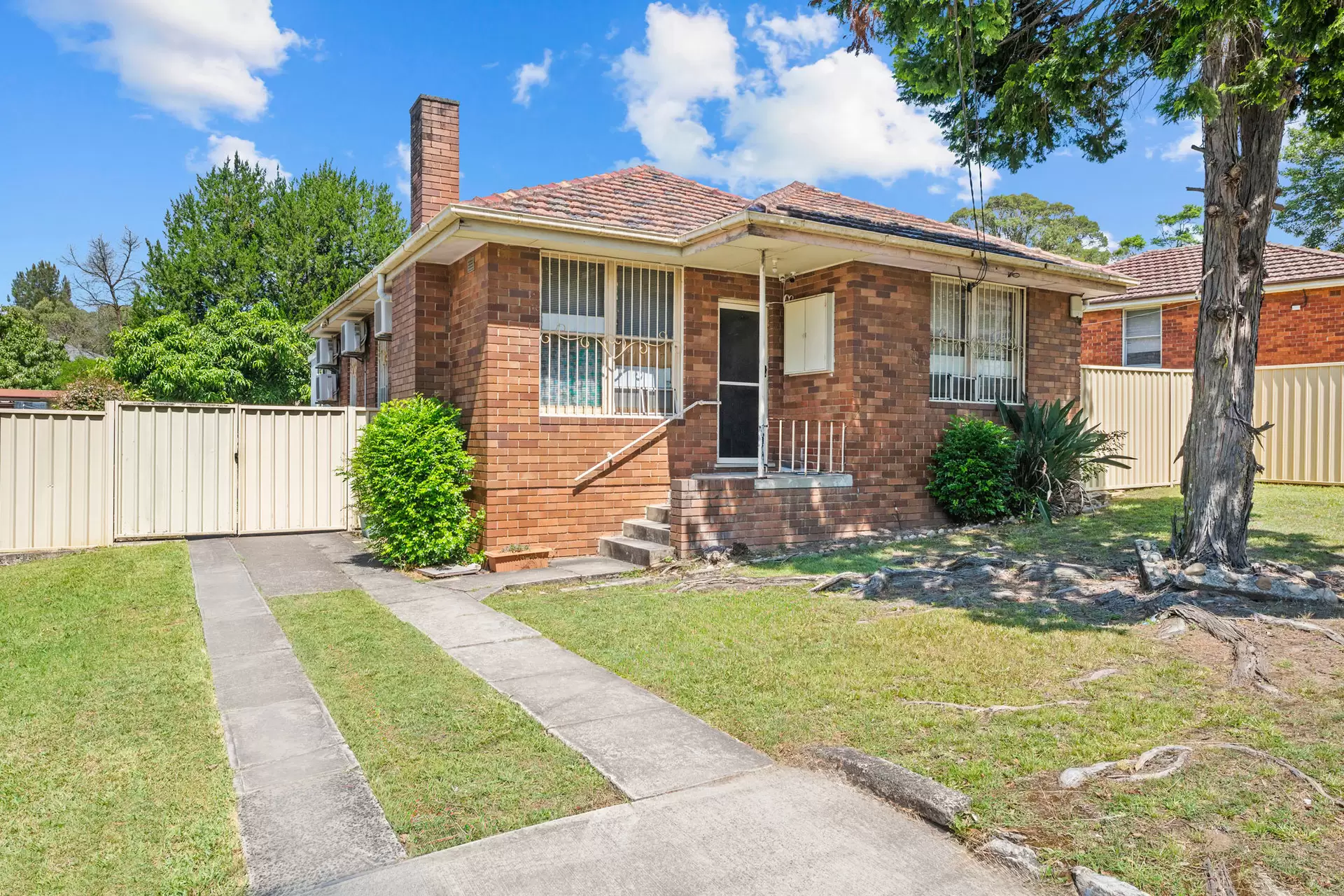 204 Epping Road, Marsfield For Sale by Aurora Property - image 2