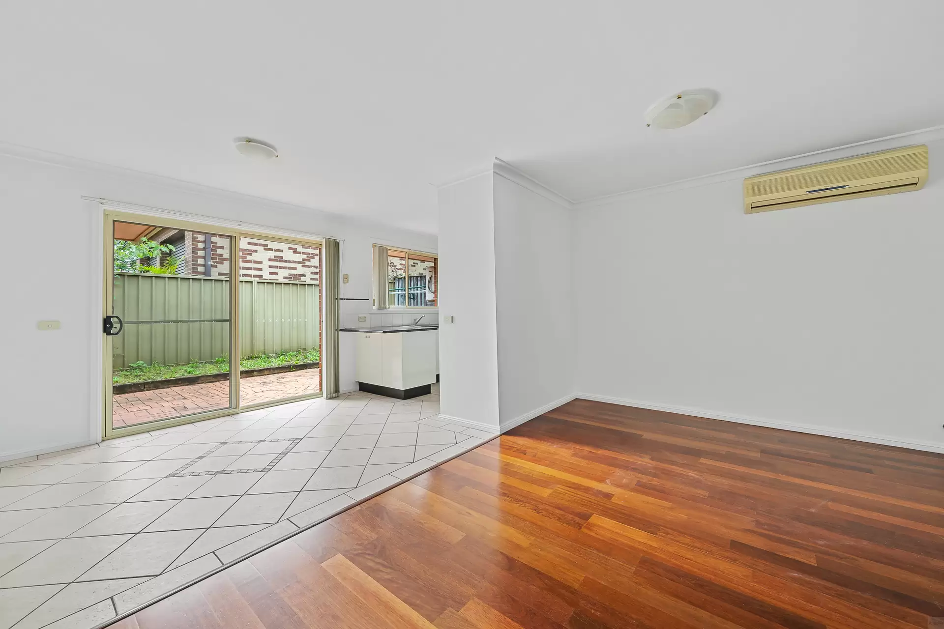 2/15 Balaclava Road, Eastwood Leased by Aurora Property - image 2