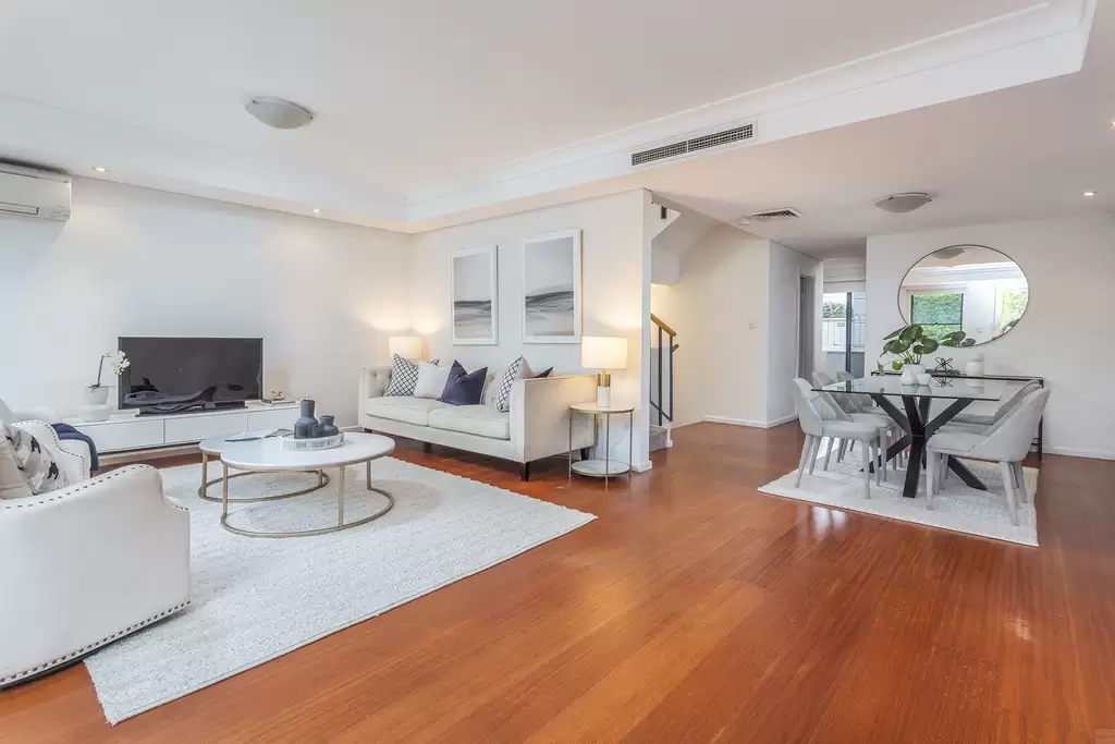 4/10-12 Ben Boyd Road, Neutral Bay Sold by Aurora Property