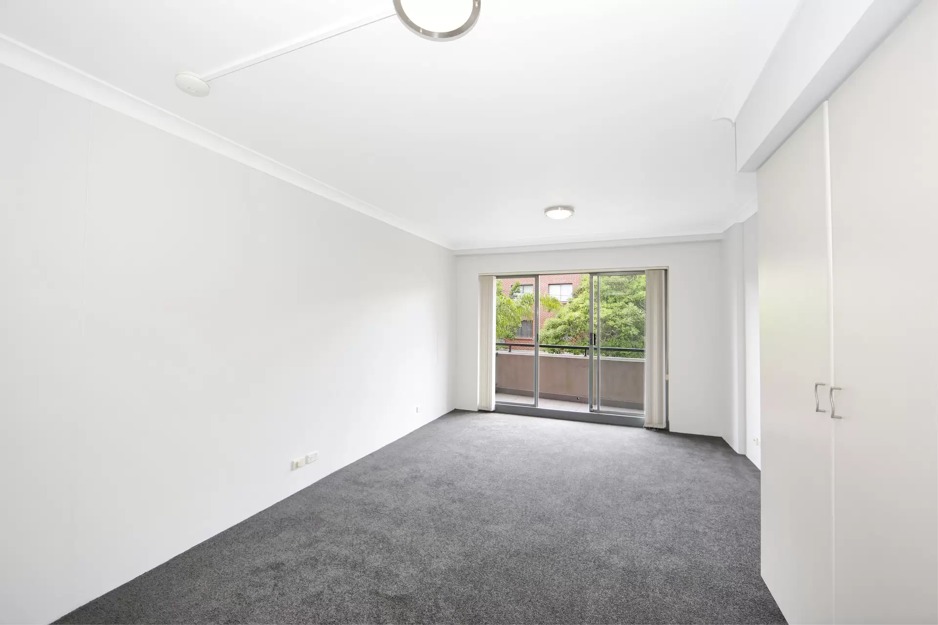 22/4-8 Waters Road, Neutral Bay Leased by Aurora Property - image 2