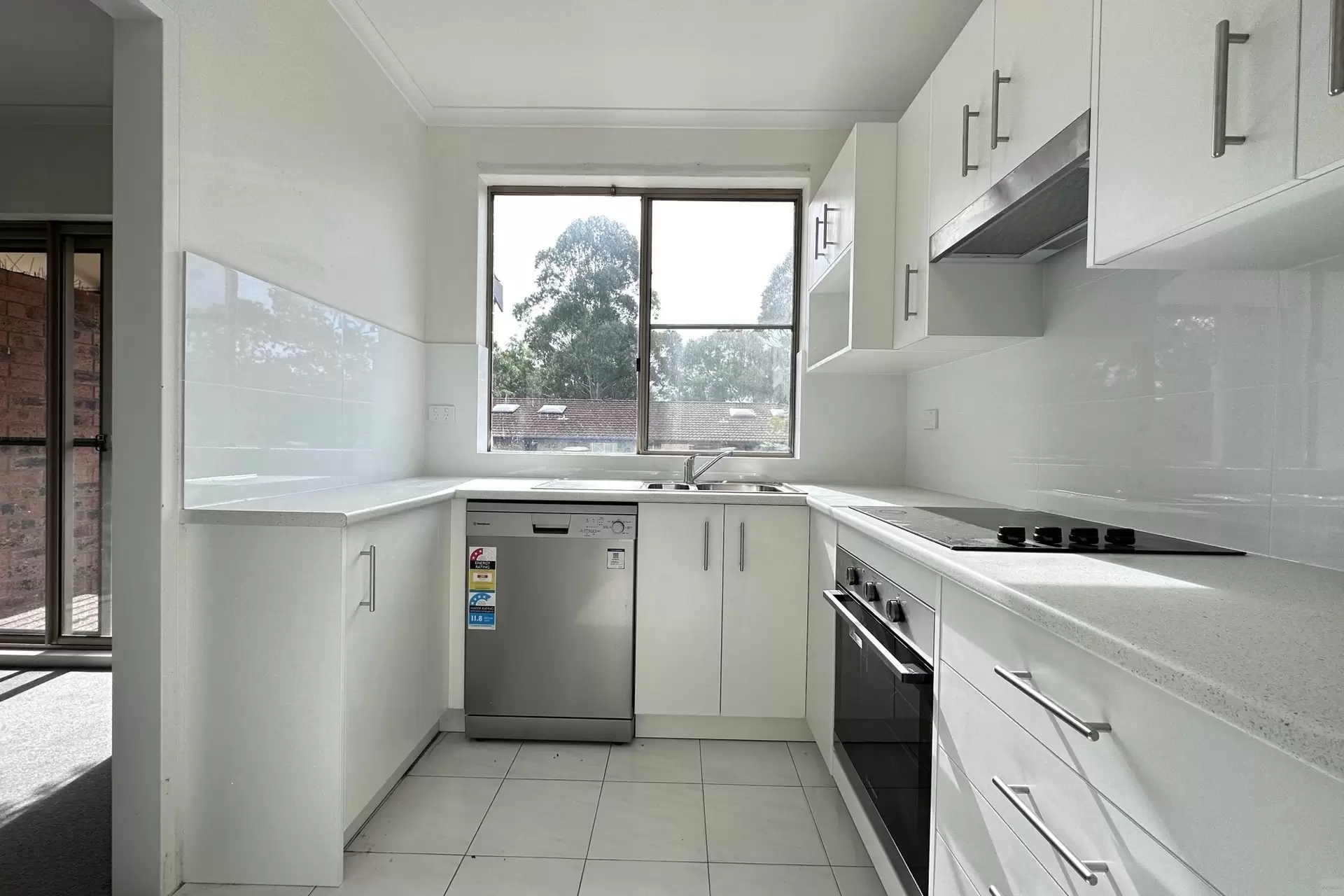 7/14-16 Freeman Place, Carlingford Leased by Aurora Property - image 3