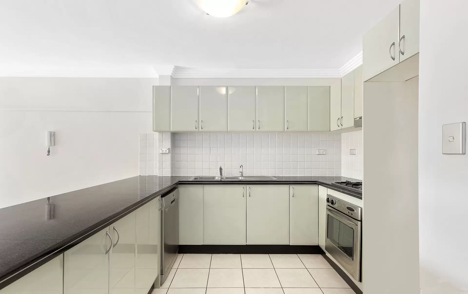 8/1a James Street, Baulkham Hills Leased by Aurora Property - image 1