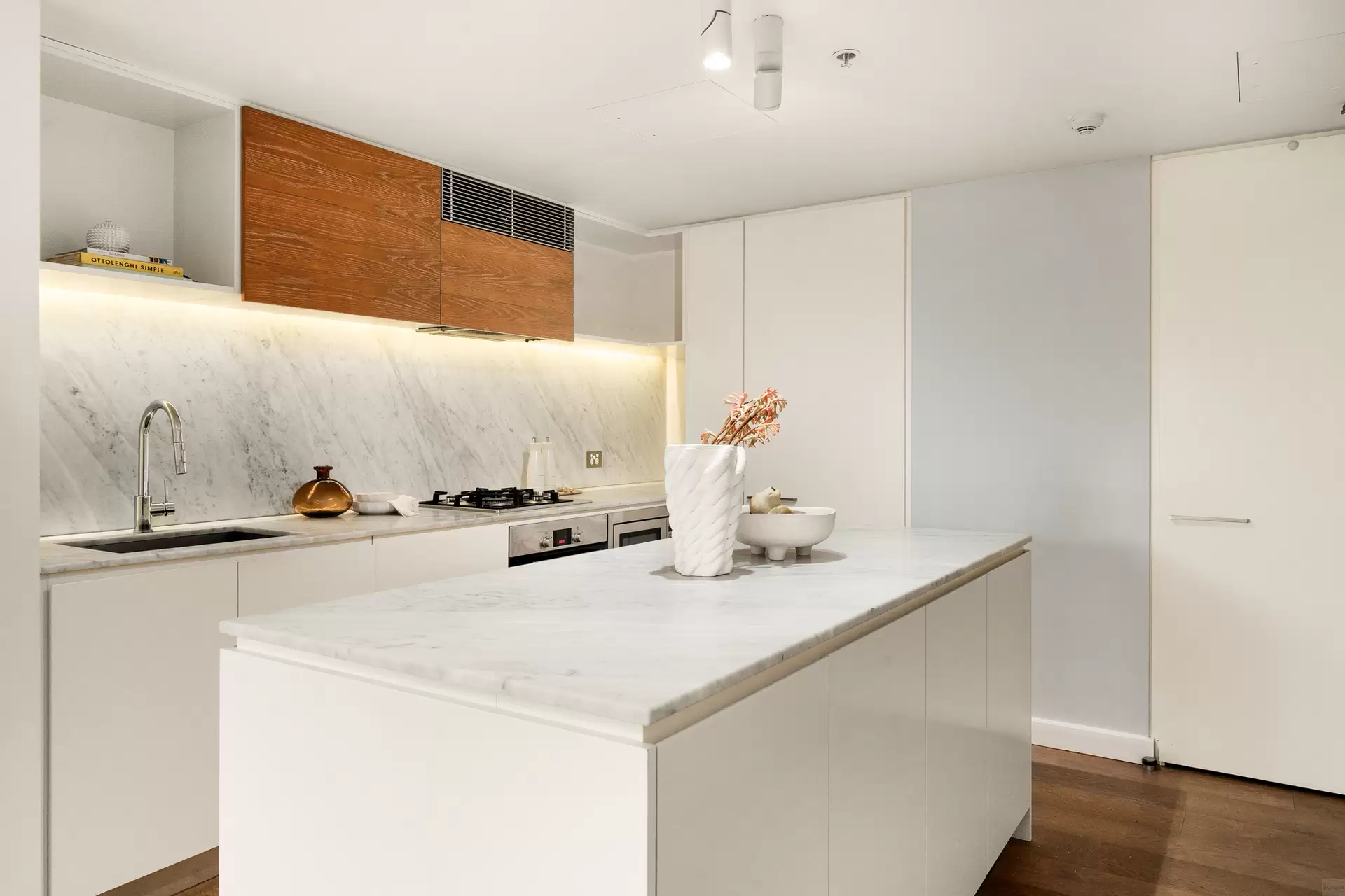 1/220 Pacific Highway, Crows Nest Sold by Aurora Property - image 7