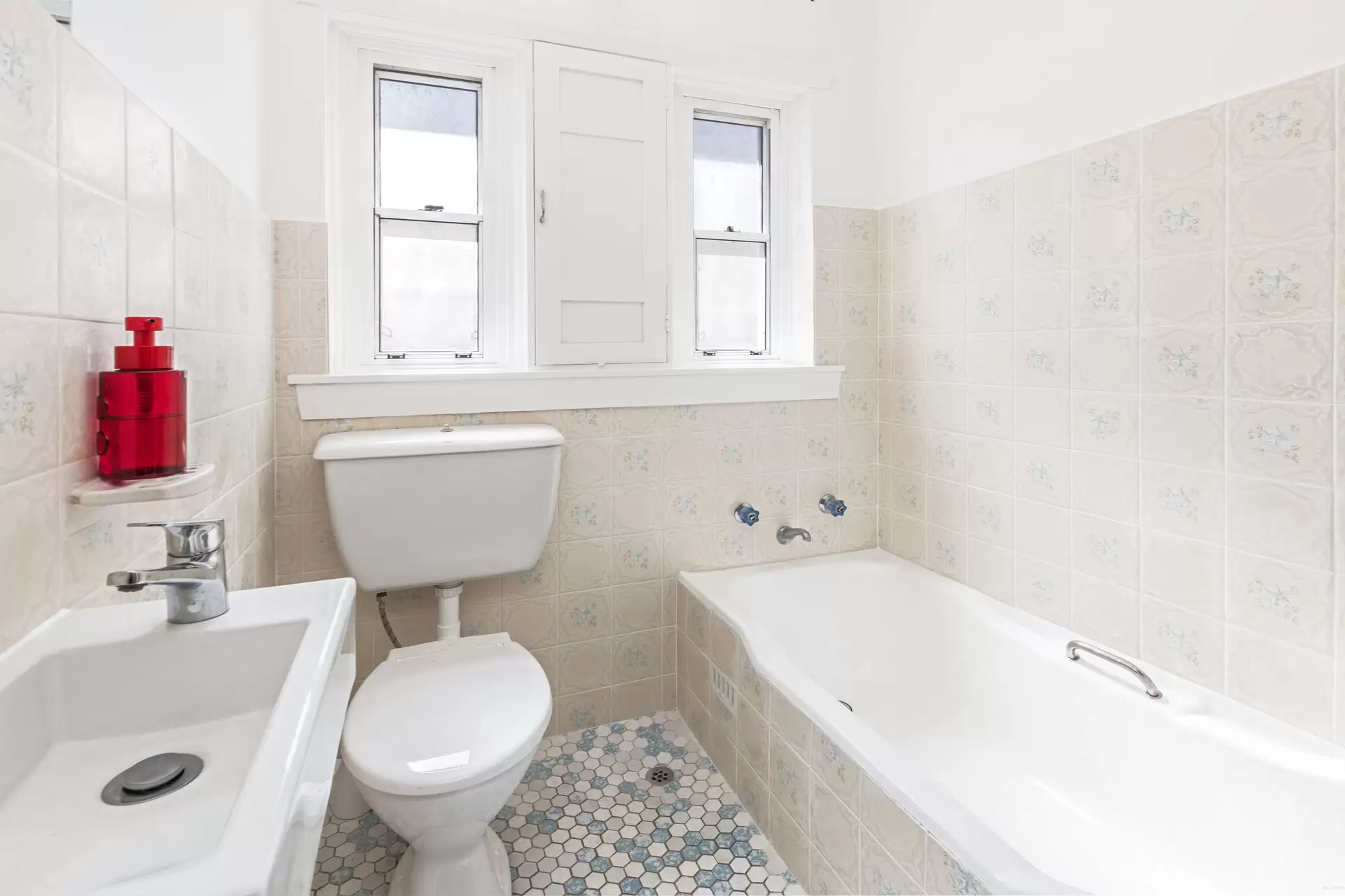 46 Kempbridge Avenue, Seaforth Sold by Aurora Property - image 6