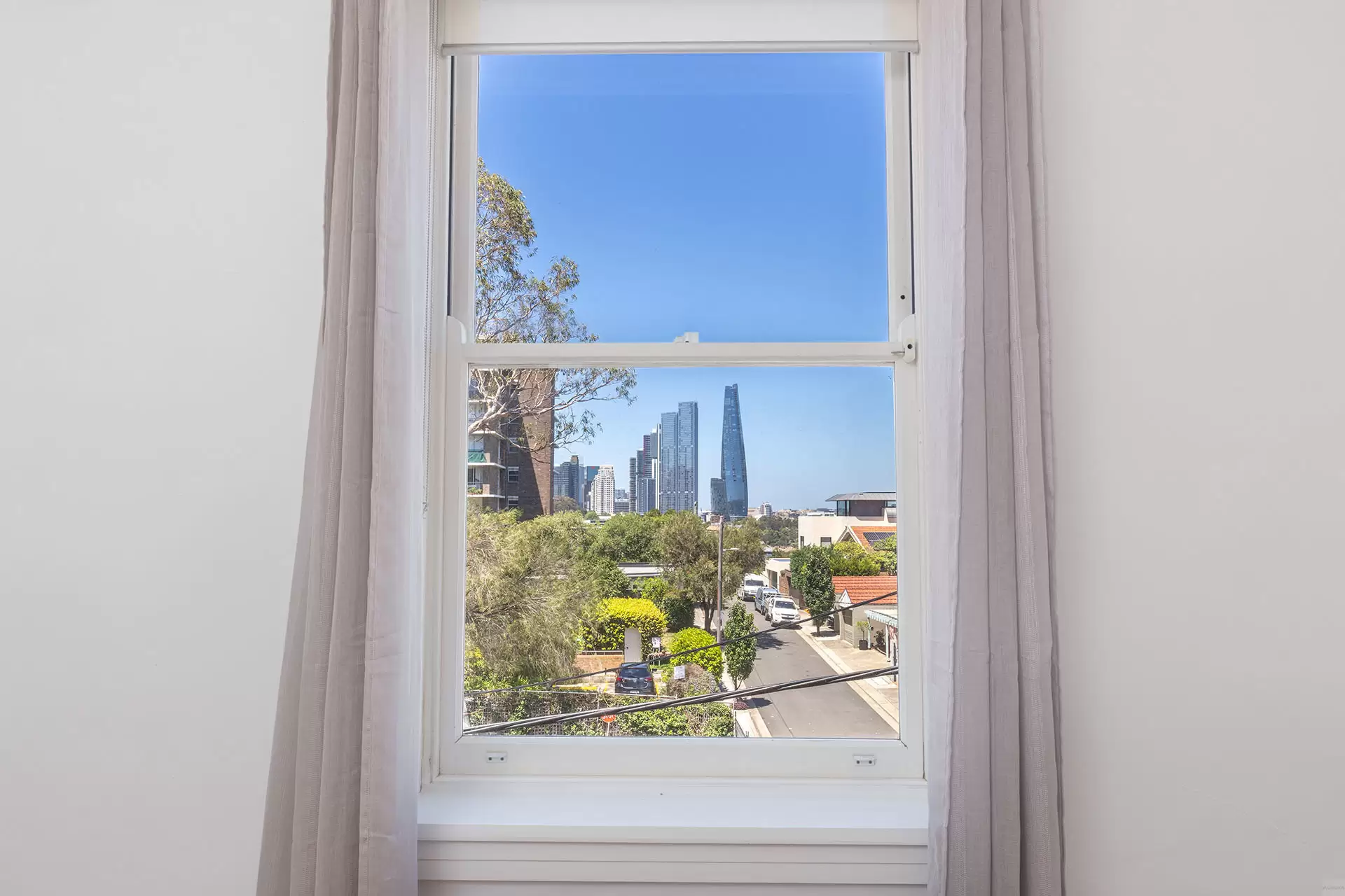 8/14 East Crescent Street, McMahons Point Leased by Aurora Property - image 5