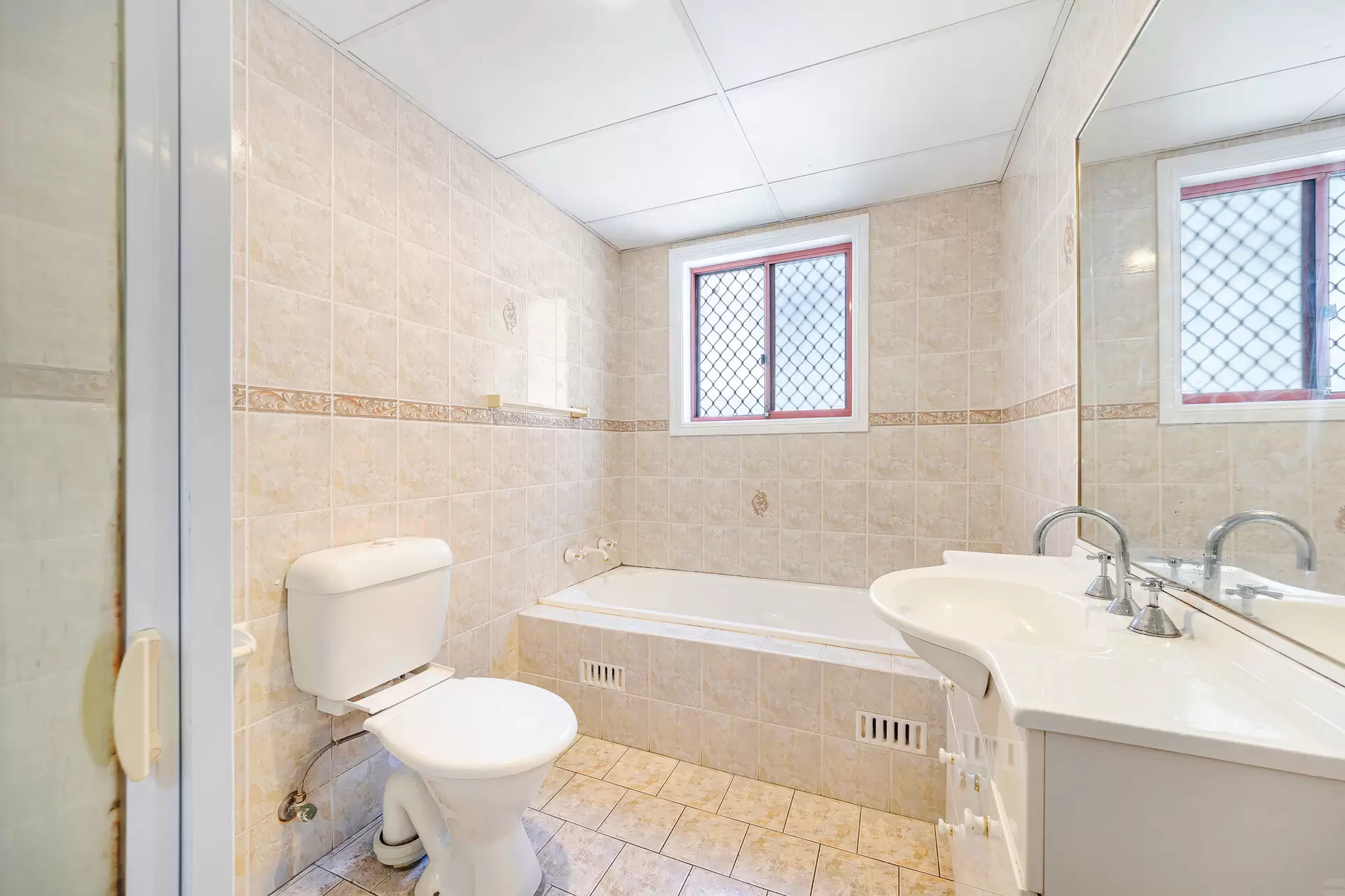 2/9-11 Bailey Street, Westmead Sold by Aurora Property - image 6