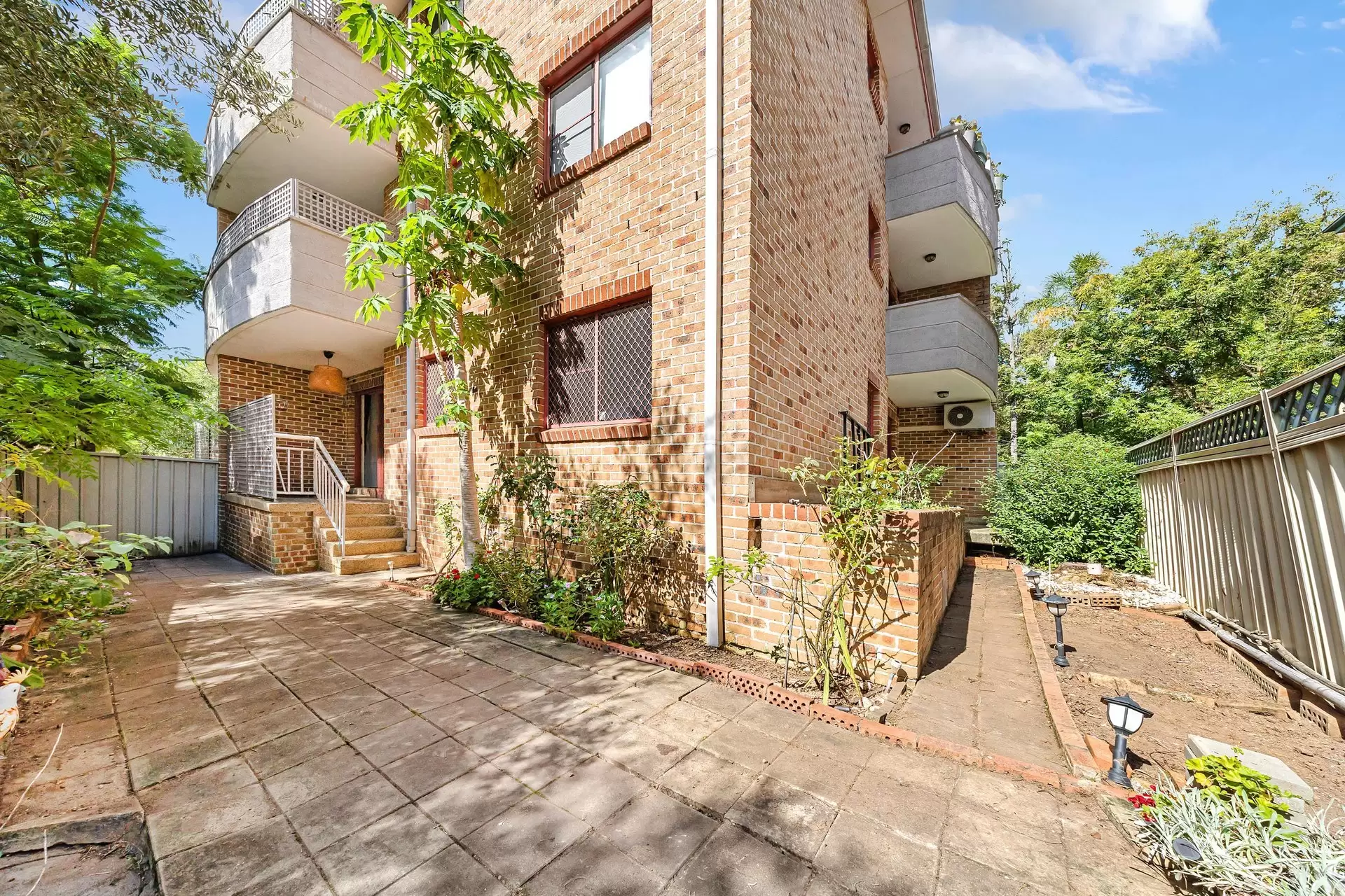 2/9-11 Bailey Street, Westmead Sold by Aurora Property - image 9
