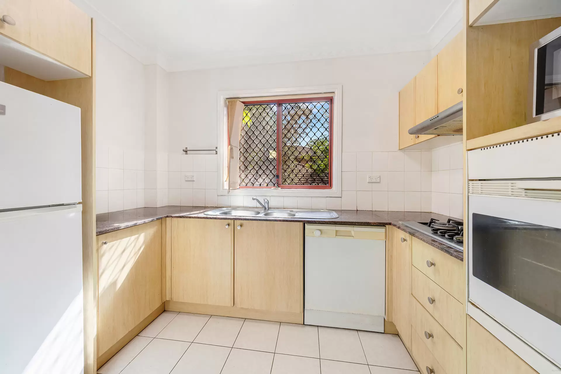 2/9-11 Bailey Street, Westmead Sold by Aurora Property - image 4