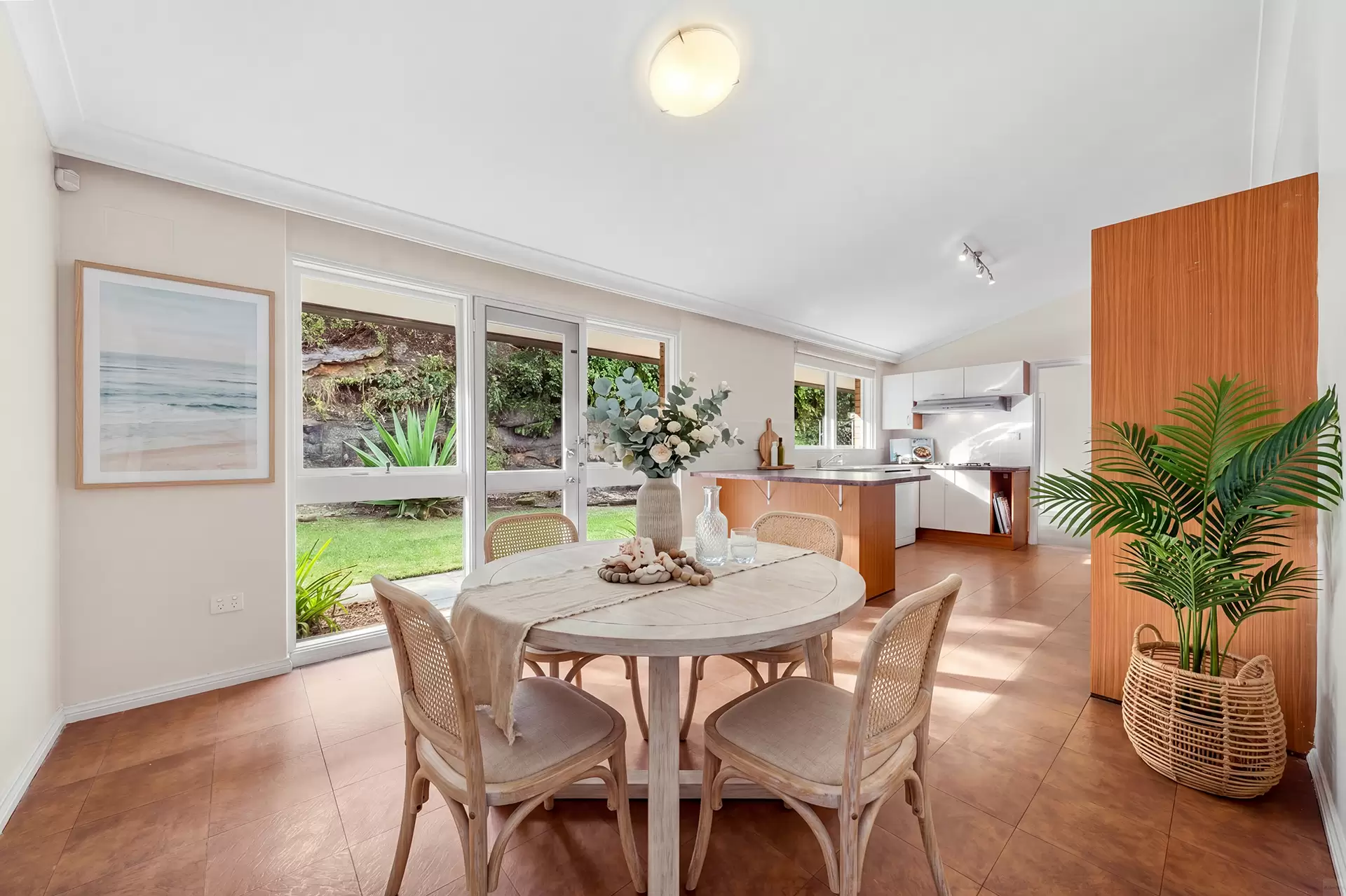 4 Knight Place, Castlecrag Leased by Aurora Property - image 2